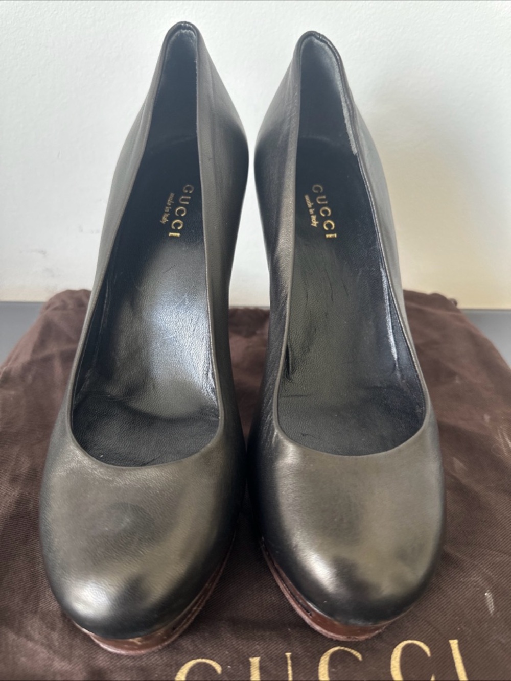 Gucci Black Leather Platform Pumps